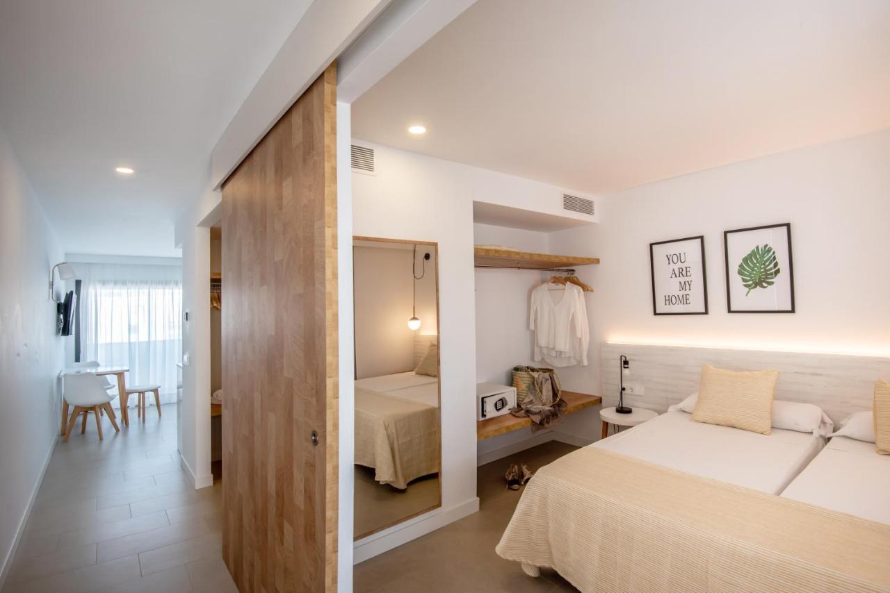 Apartamentos Top Secret Prestige Es Pujols - Formentera Vacaciones Exterior photo